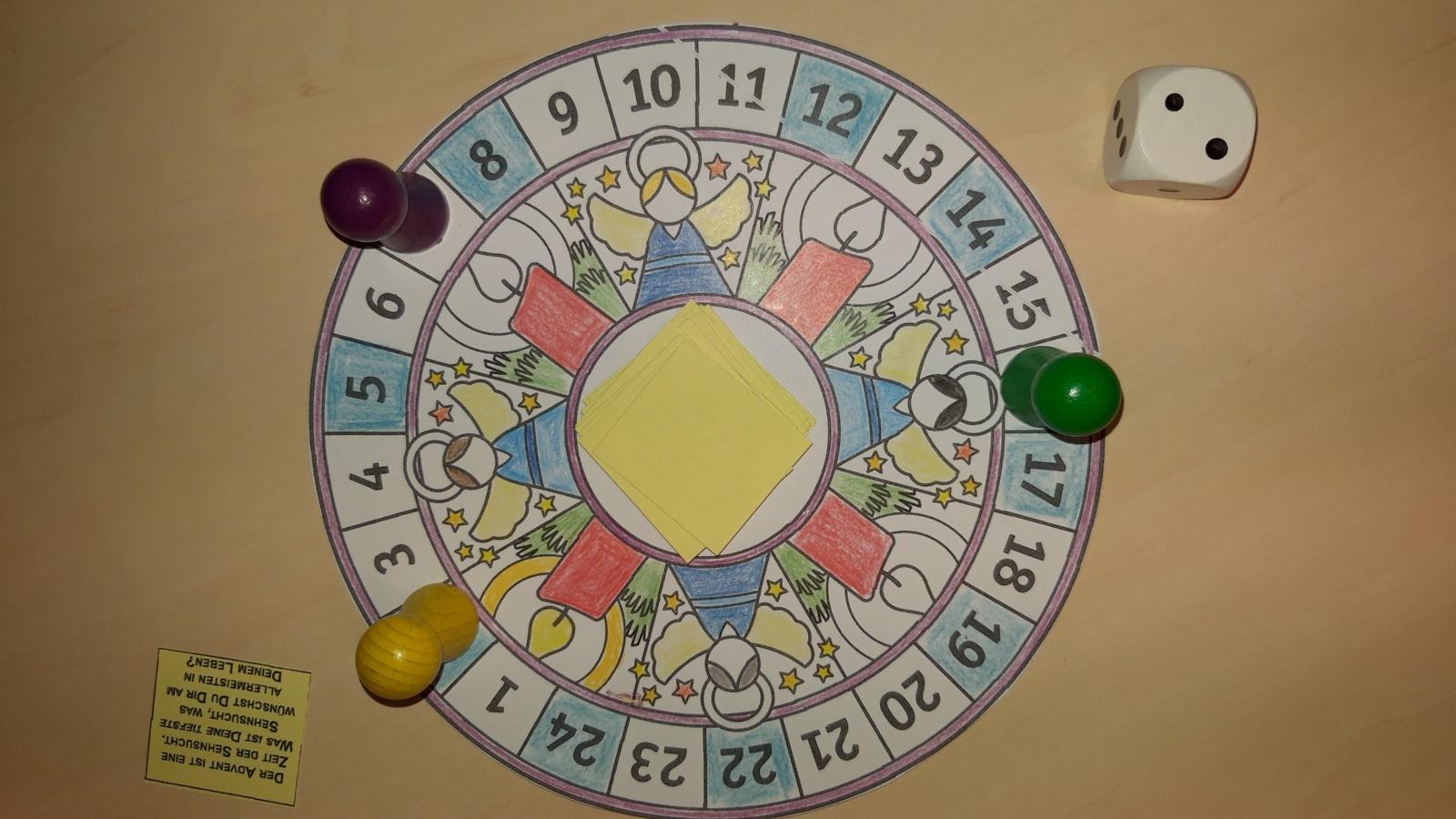 familien234 Advent spielen Adventsspiel-Mandala